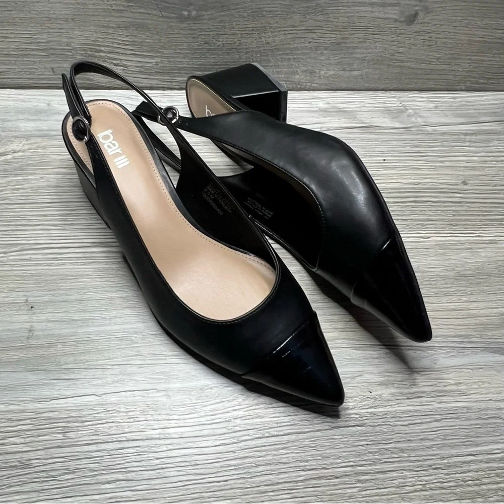 NWT Woman’s Bar lll Tenleyp sling back matte black pointed croc block heels 8.5
